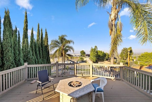 14119 El Mesa, Riverside, CA 92503