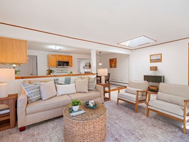 71 Edsel Road, Littleton, MA 01460