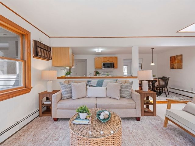 71 Edsel Road, Littleton, MA 01460