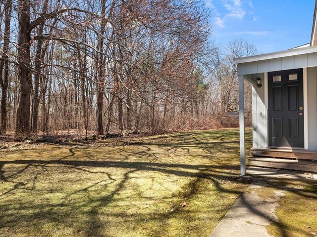 71 Edsel Road, Littleton, MA 01460