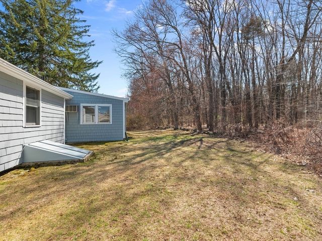 71 Edsel Road, Littleton, MA 01460