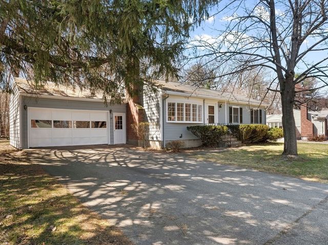 71 Edsel Road, Littleton, MA 01460