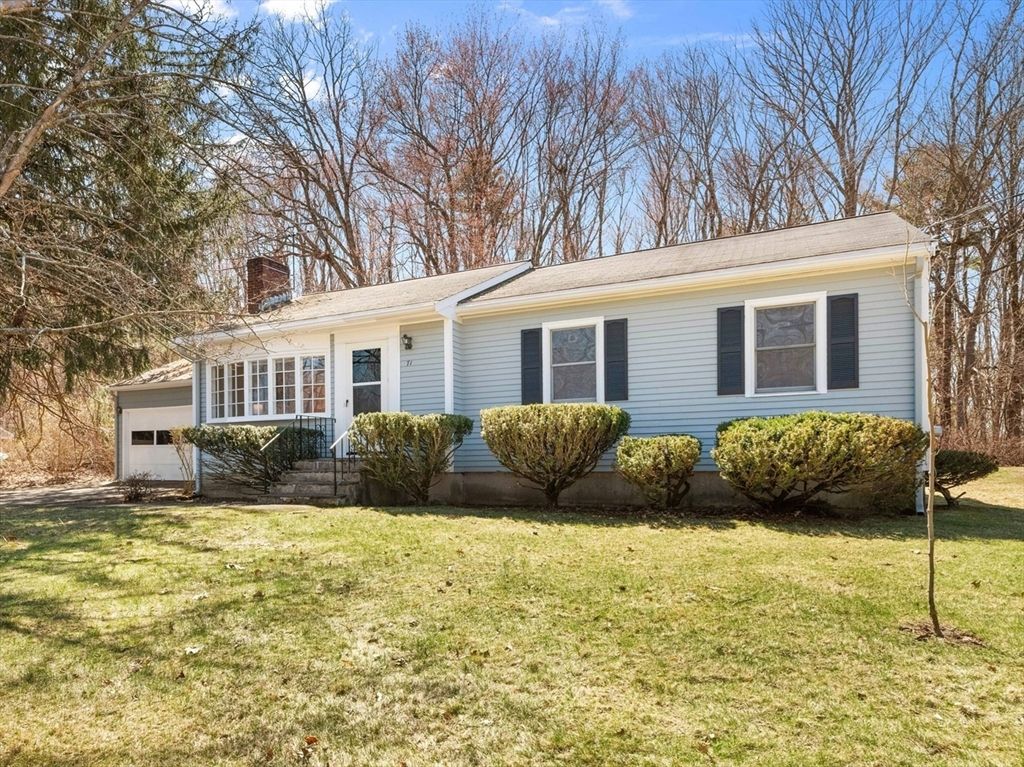 71 Edsel Road, Littleton, MA 01460