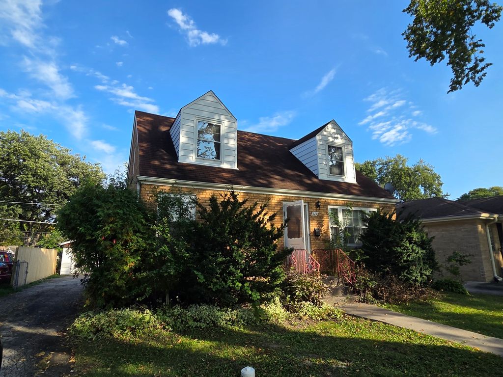 319 N Main Street, Mount Prospect, IL 60056 — exterior