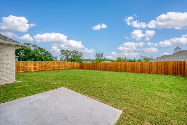 205 Woodhollow Drive, Blue Ridge, TX 75424