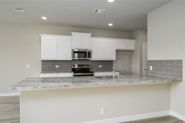 205 Woodhollow Drive, Blue Ridge, TX 75424