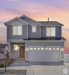 900 E MECHAM AVE, Layton, UT 84040