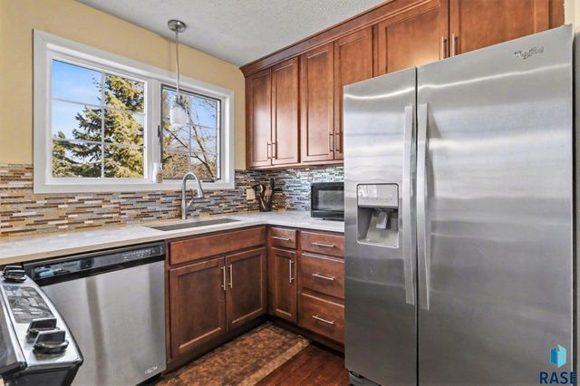 1104 W 57th St Street 207, Sioux Falls, SD 57108