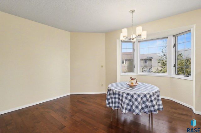 1104 W 57th St Street 207, Sioux Falls, SD 57108