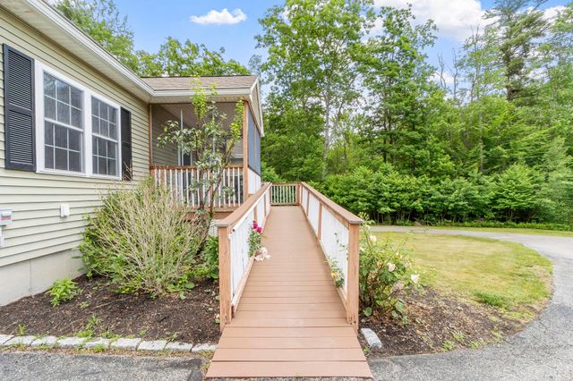 123 Laitinen Dr, Gardner, MA 01440