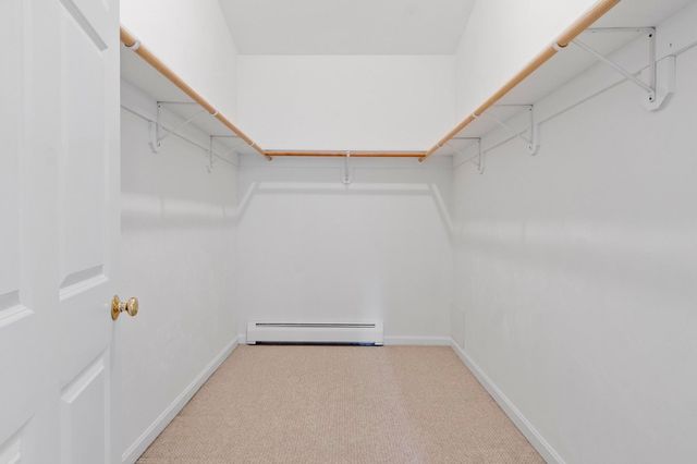 123 Laitinen Dr, Gardner, MA 01440
