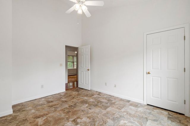 123 Laitinen Dr, Gardner, MA 01440