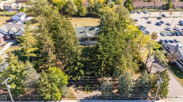 41466 Dequindre Road, Sterling Heights, MI 48314