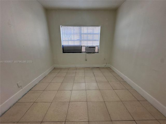 1767 NW 5th St 3, Miami, FL 33125