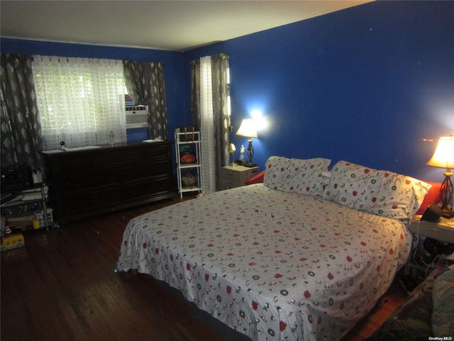 237 Maxson Avenue, Freeport, NY 11520