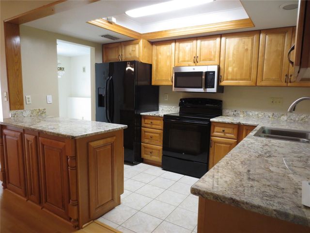 3235 E DORCHESTER DRIVE, Palm Harbor, FL 34684