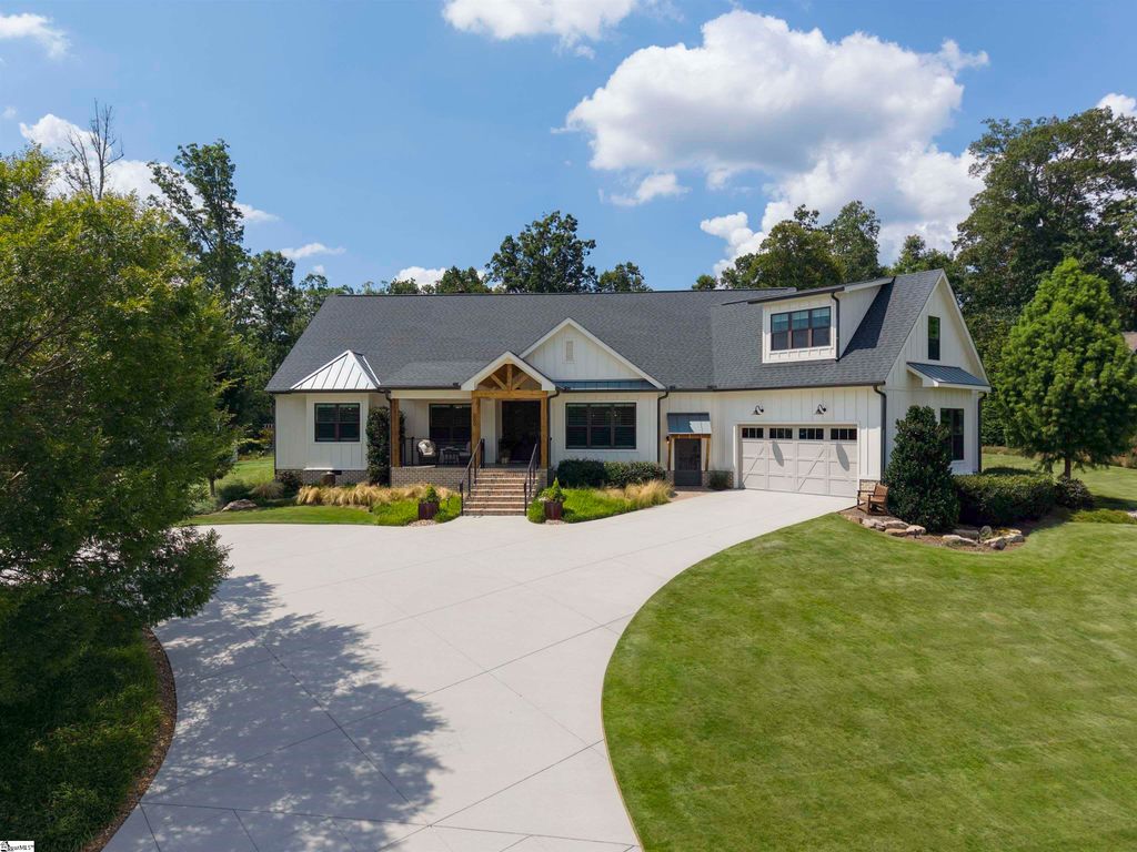 200 Ballyhoo Court, Greer, SC 29651