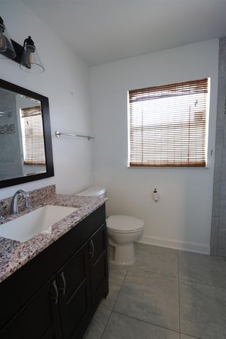 206 Phoenetia Dr, St Augustine, FL 32086