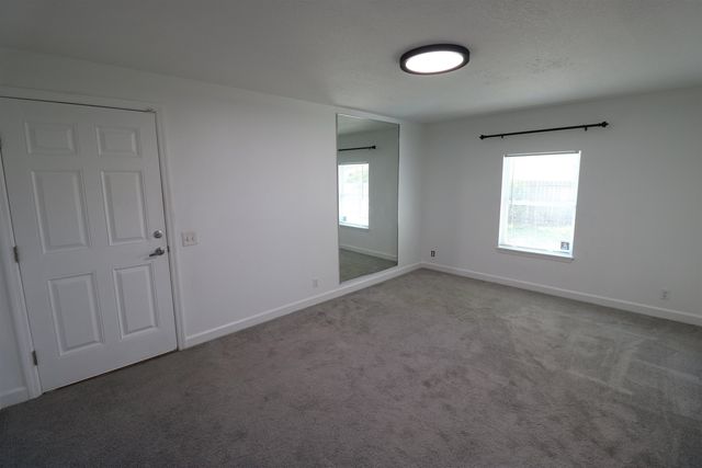 206 Phoenetia Dr, St Augustine, FL 32086