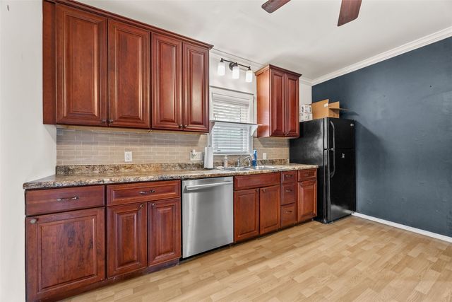 470 N Dubuque Street, North Liberty, IA 52317