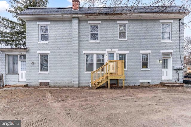 109 ROYAL TER, Harrisburg, PA 17103