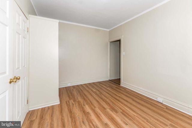 109 ROYAL TER, Harrisburg, PA 17103