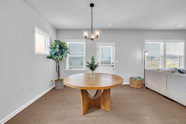 221 Begonia Way, Mcdonough, GA 30253