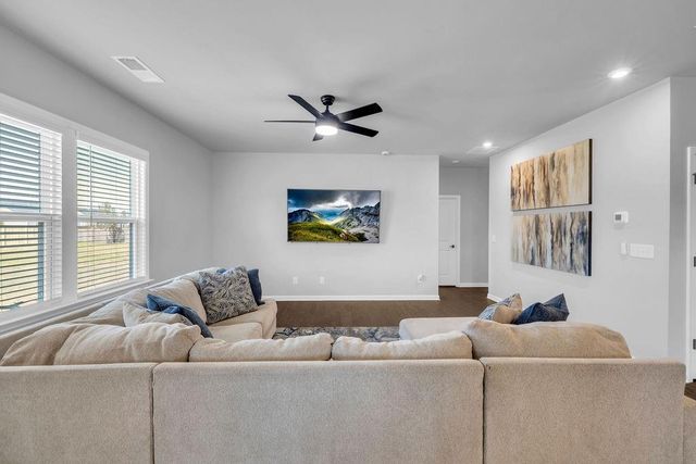 221 Begonia Way, Mcdonough, GA 30253