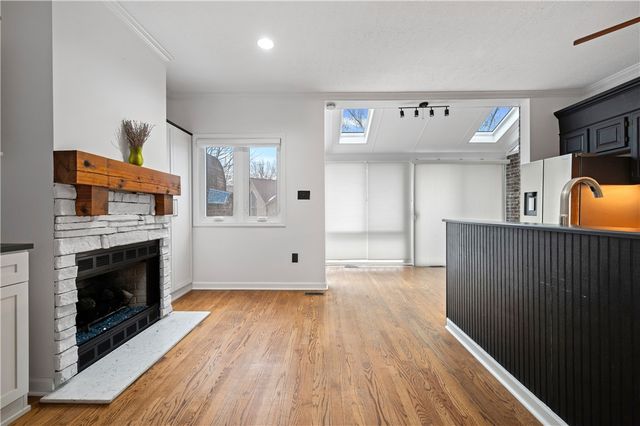 10098 Mansion Dr, Mccandless, PA 15044