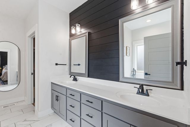 4196 Madrid Avenue, Ozark, MO 65721