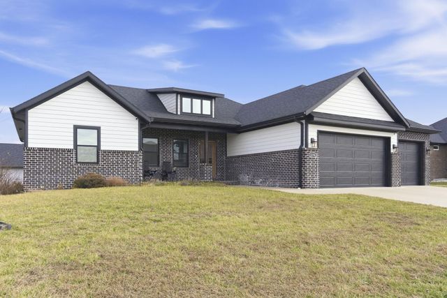 4196 Madrid Avenue, Ozark, MO 65721