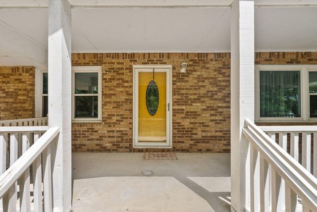 1147 Walter Road, Bonneau, SC 29431