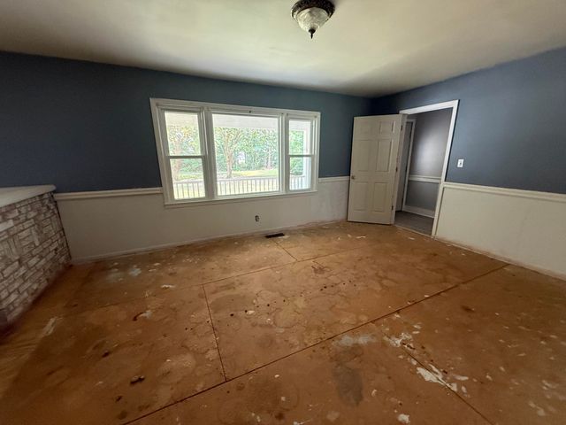 1147 Walter Road, Bonneau, SC 29431