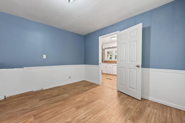 1147 Walter Road, Bonneau, SC 29431