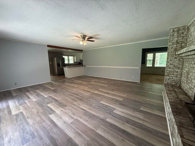 1147 Walter Road, Bonneau, SC 29431