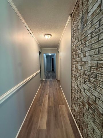 1147 Walter Road, Bonneau, SC 29431