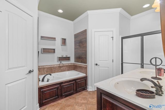 109 Fox Loop, Muscle Shoals, AL 35661