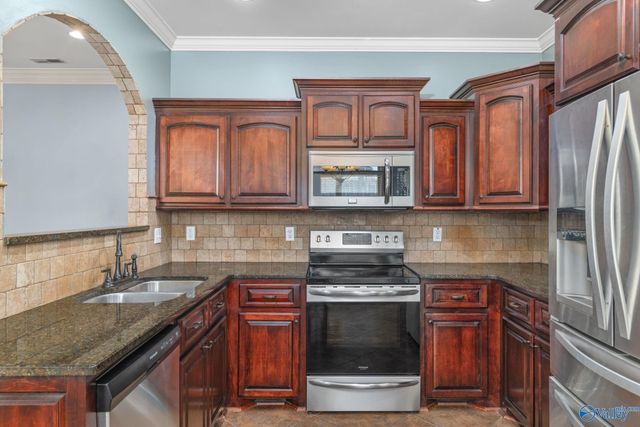 109 Fox Loop, Muscle Shoals, AL 35661