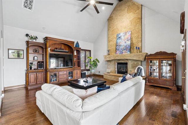 409 Oak Summit Road, Edmond, OK 73025