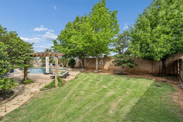 409 Oak Summit Road, Edmond, OK 73025