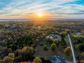 2 S 321st East Avenue, Coweta, OK 74429