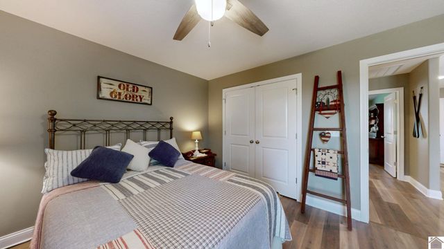 2209 Deerfield Run, Murray, KY 42071