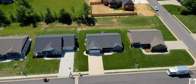 2209 Deerfield Run, Murray, KY 42071