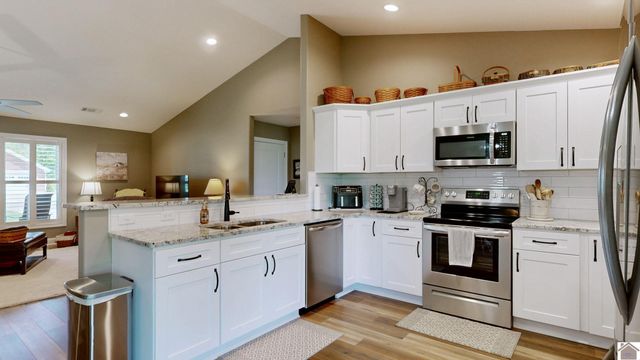 2209 Deerfield Run, Murray, KY 42071