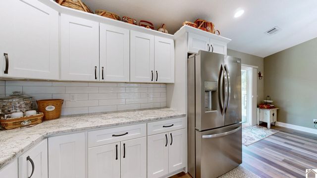 2209 Deerfield Run, Murray, KY 42071