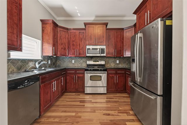 1107 Saint Charles Street, Houston, TX 77003