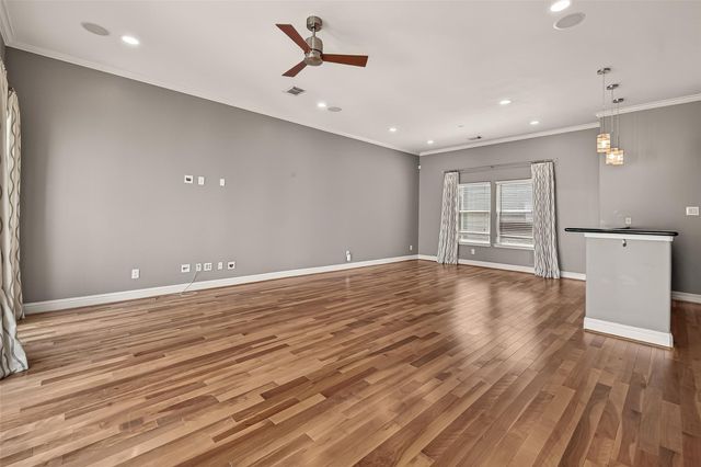 1107 Saint Charles Street, Houston, TX 77003