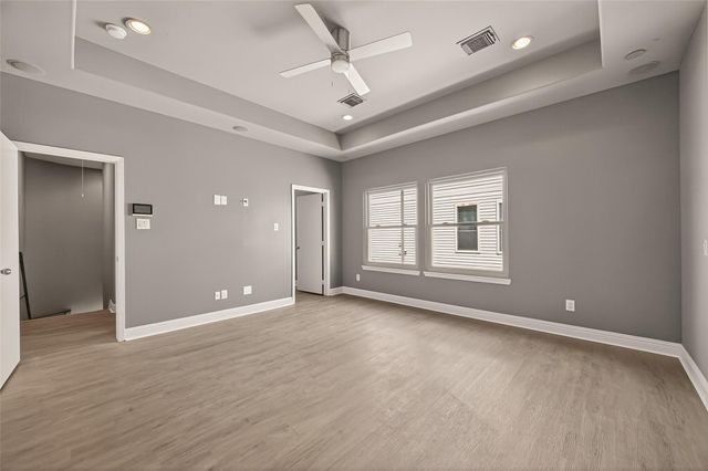 1107 Saint Charles Street, Houston, TX 77003