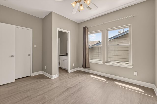 1107 Saint Charles Street, Houston, TX 77003