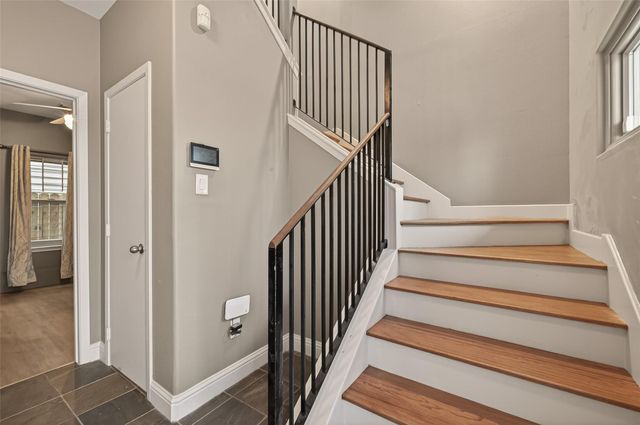 1107 Saint Charles Street, Houston, TX 77003